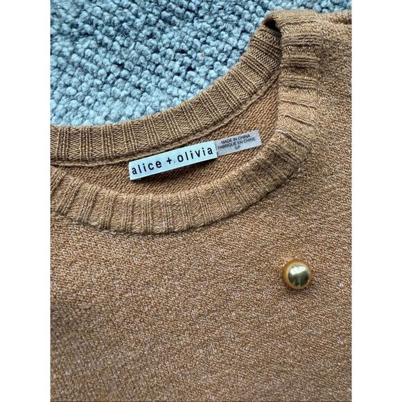 Alice + Olivia Gleeson Small Bead-Embellished Knitted Sweater - Picture 5 of 7